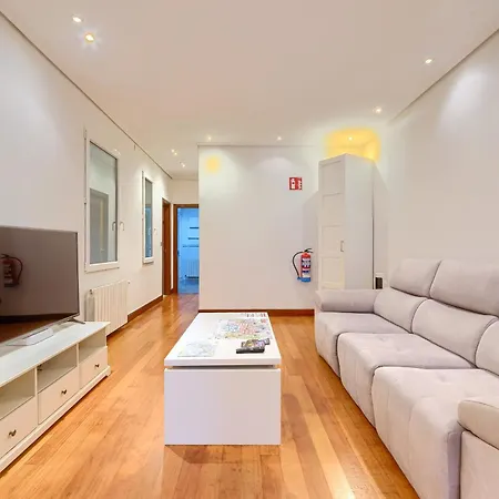 Ayuntamiento Cerca Del Casco Viejo & Parking Daire Bilbao